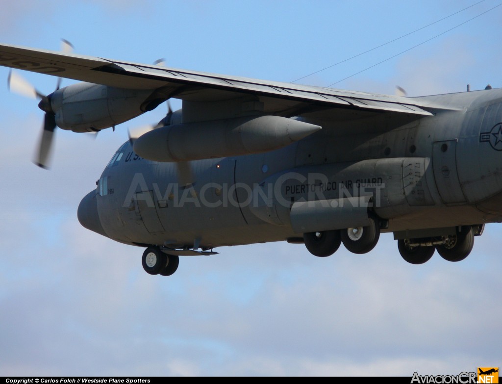63-7851 - Lockheed C-130E Hercules (L-382) - Puerto Rico National Air Guard