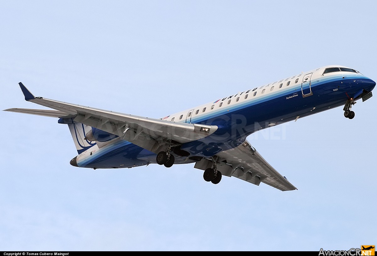 N756SK - Bombardier CRJ-701 - United Express (SkyWest Airlines)