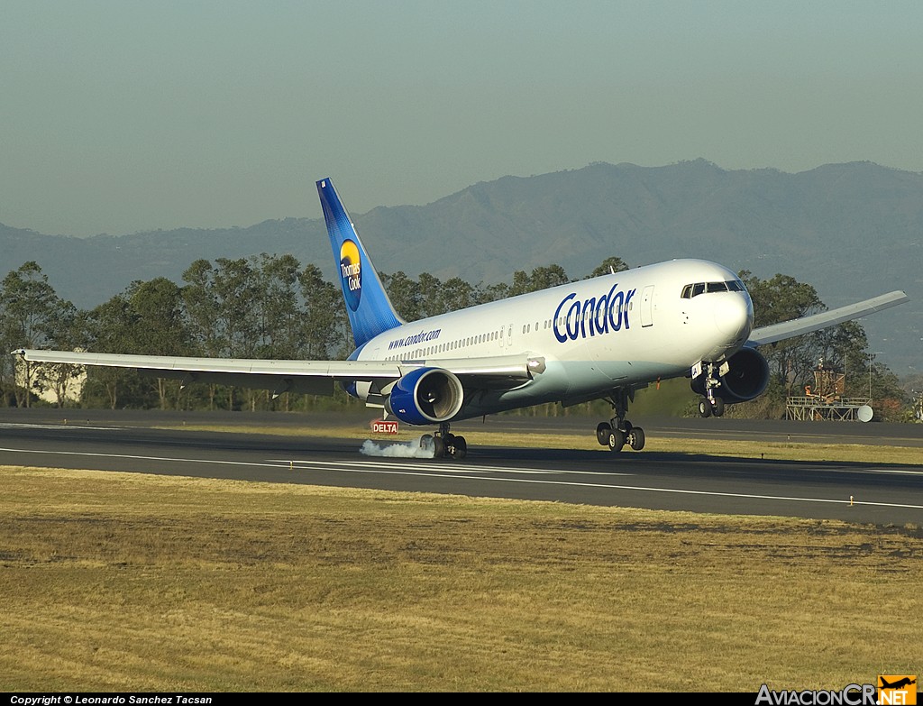 D-ABUA - Boeing 767-330/ER - Condor