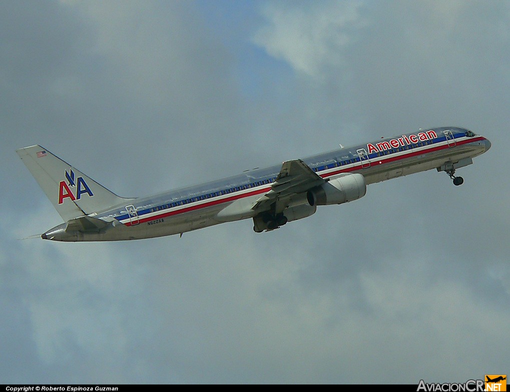 N622AA - Boeing 757-223 - American Airlines