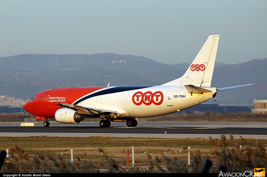 OO-TNH - Boeing 737-301 - TNT