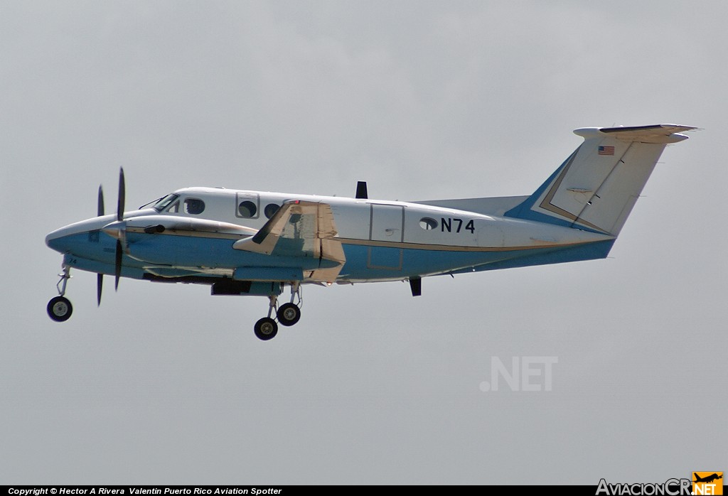 N74 - Beechcraft Super King Air 300 (Genérico) - Federal Aviation Administration (FAA)