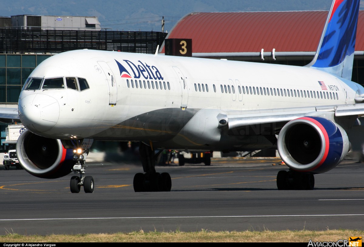 N671DN - Boeing 757-232 - Delta Air Lines