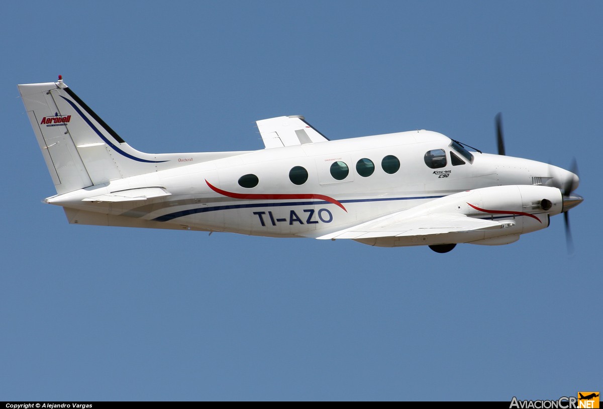 TI-AZO - Beechcraft King Air E90 - Aerobell