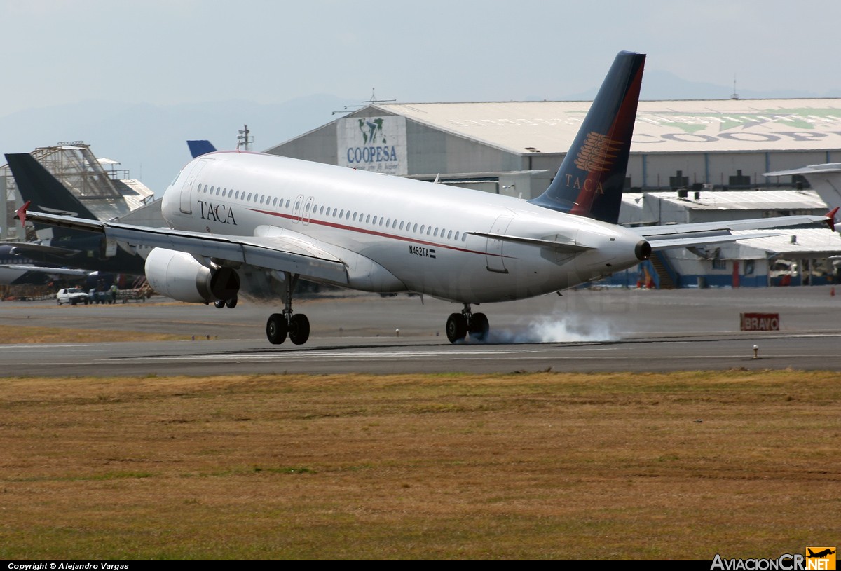 N492TA - Airbus A320-233 - TACA