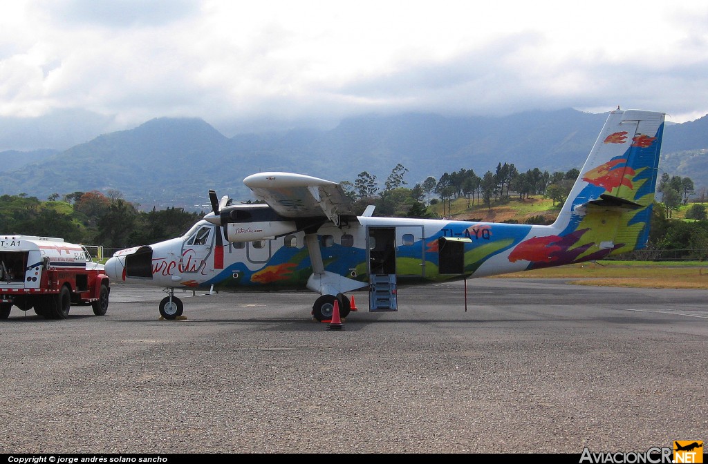 TI-AYQ - De Havilland Canada DHC-6-300 Twin Otter - Nature Air