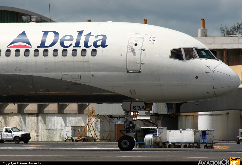 N634DL - Boeing 757-232 - Delta Air Lines