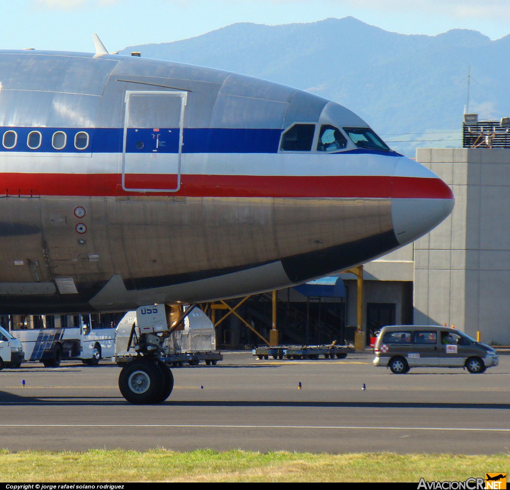 N7062A - Airbus A300B4-605R - American Airlines