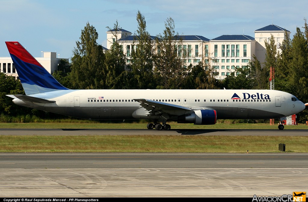 N126DL - Boeing 767-332 - Delta Air Lines