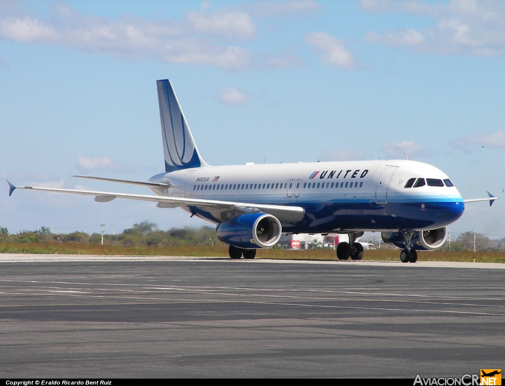 N412UA - Airbus A320-232 - United Airlines