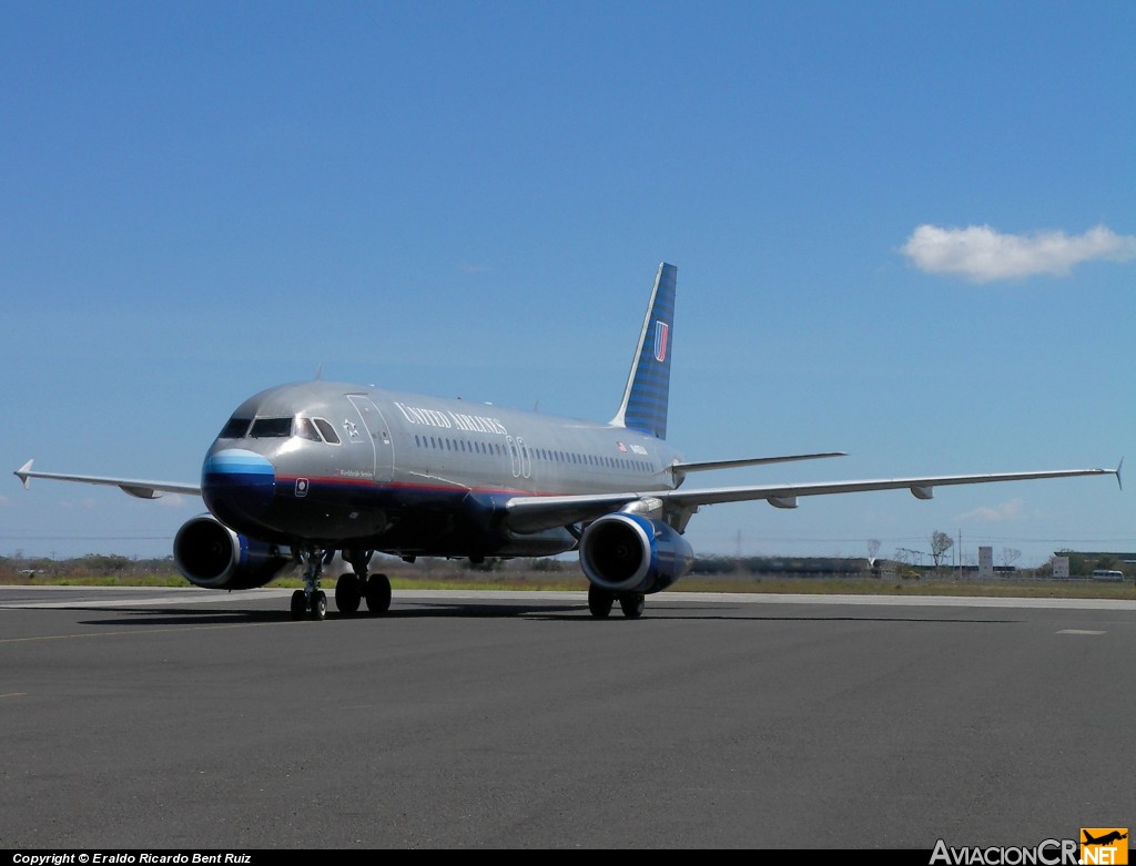 N405UA - Airbus A320-232 - United Airlines