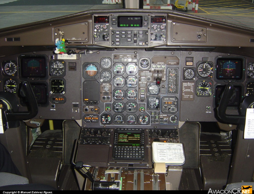 EC-JCR - ATR 72-212A - Binter Canarias