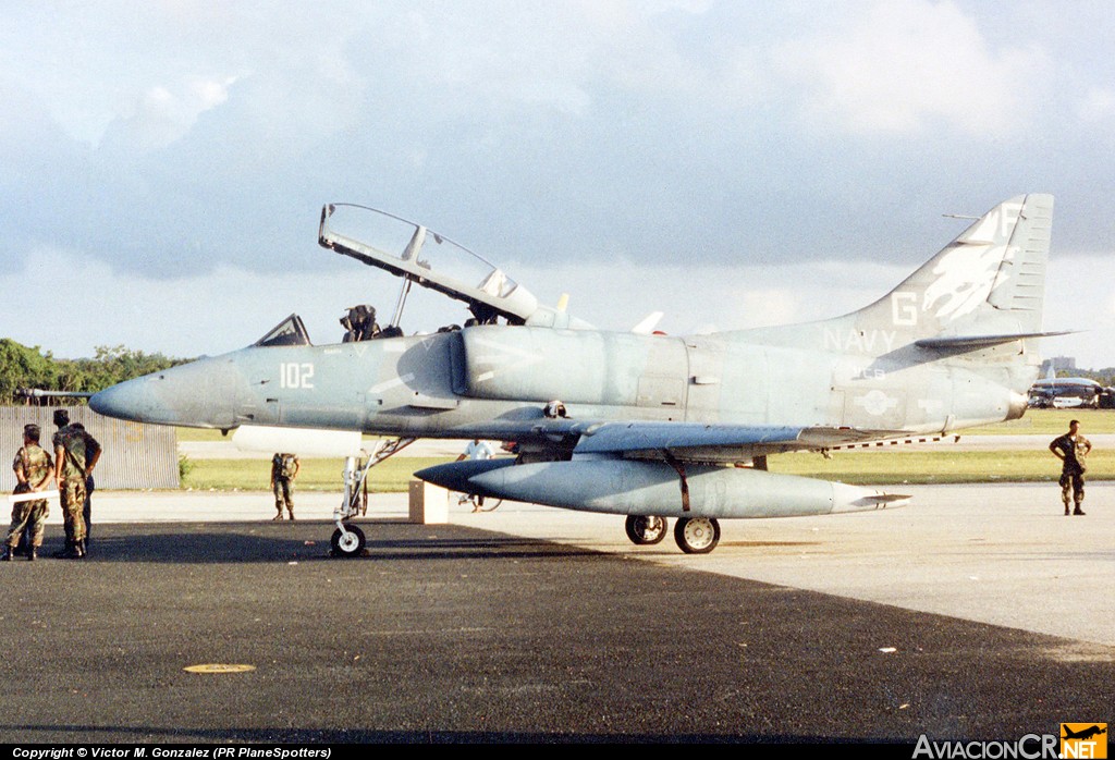 158137 - McDonell Douglas TA-4J SKYHAWK - US NAVY