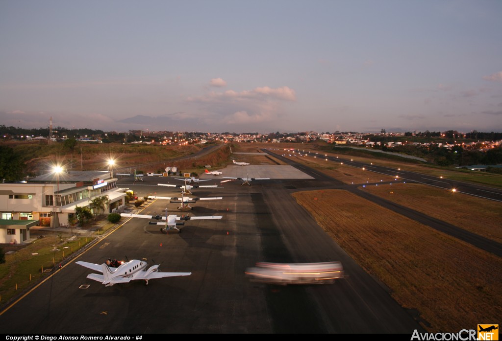 MRPV - Aeropuerto - Terminal