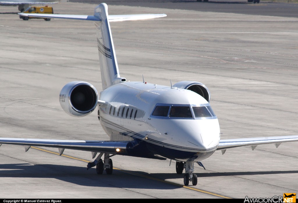 VP-BEJ - Canadair CL-600-2B16 Challenger 601-3R - Privado