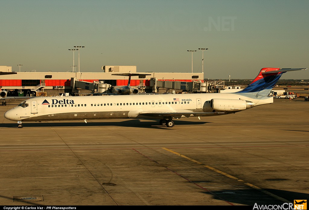 N943DL - McDonnell Douglas MD-88 - Delta Air Lines