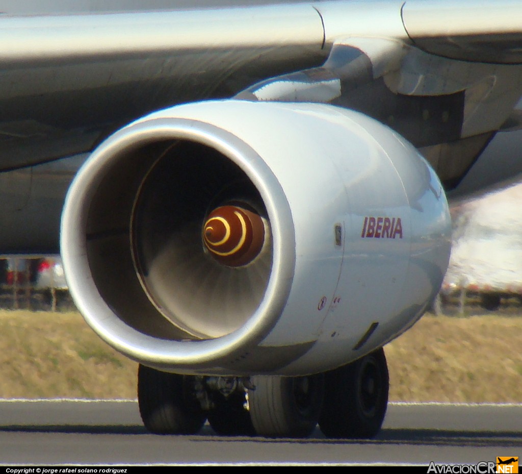 EC-INO - Airbus A340-642 - Iberia