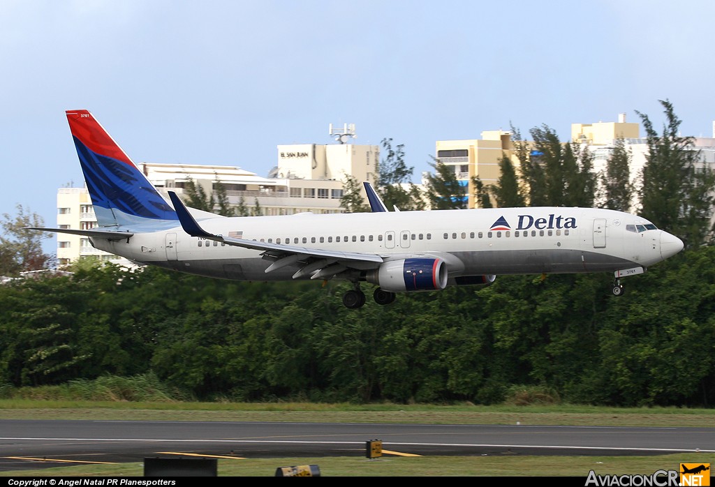 N3761R - Boeing 737-832 - Delta Air Lines