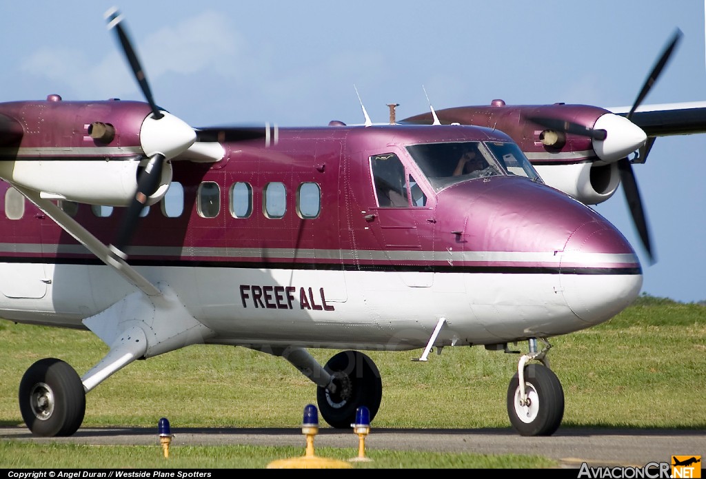 N166DH - De Havilland Canada DHC-6-100 Twin Otter - Freefall Express