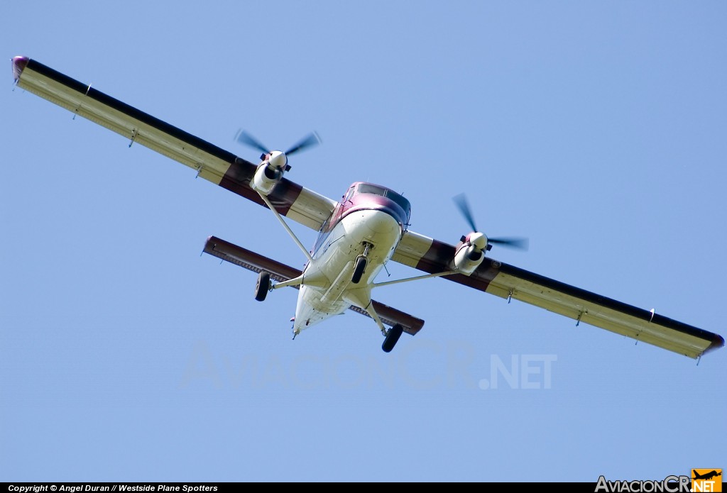 N166DH - De Havilland Canada DHC-6-100 Twin Otter - Freefall Express