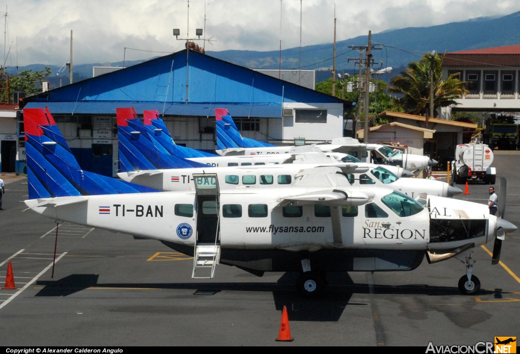 TI-BAN - Cessna 208B Grand Caravan - SANSA - Servicios Aereos Nacionales S.A.