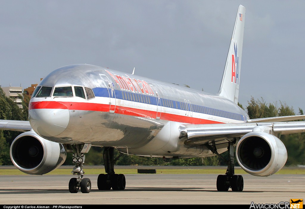 N695AN - Boeing 757-223 - American Airlines