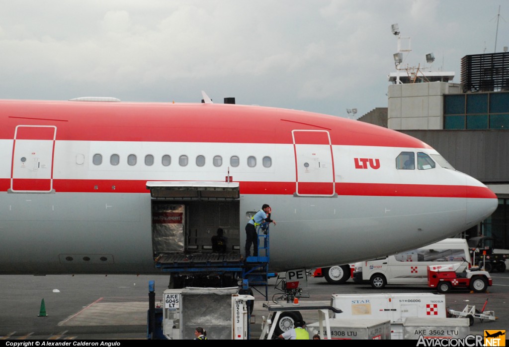 D-ALPE - Airbus A330-203 - LTU - Lufttransport-Unternehmen