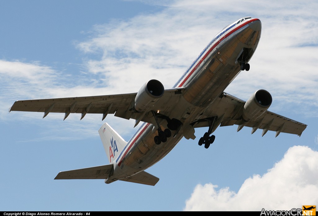 N14065 - Airbus A300B4-605R - American Airlines