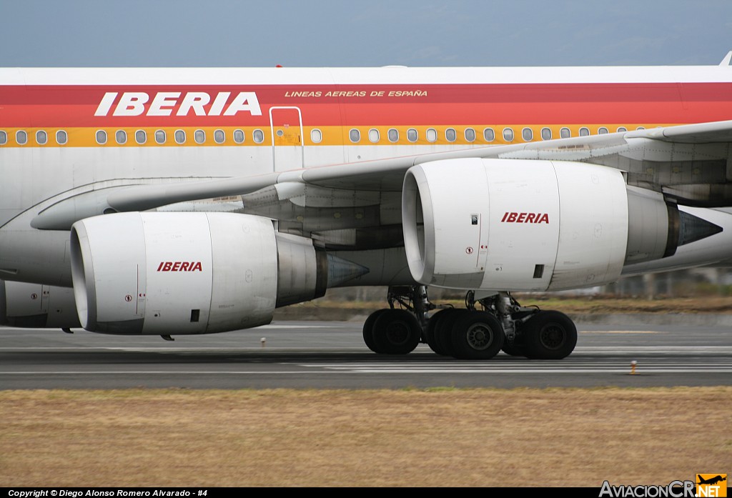 EC-IQR - Airbus A340-642 - Iberia