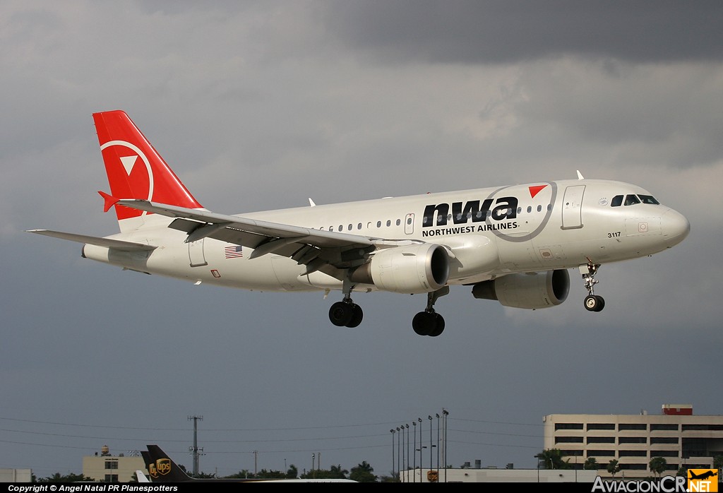 N317NB - Airbus A319-114 - Northwest Airlines
