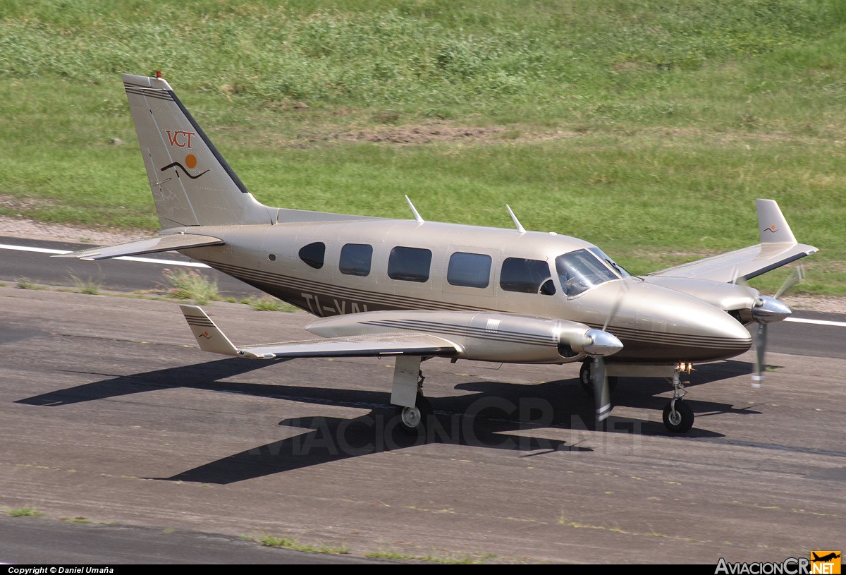 TI-VAL - Piper PA-31-350 Navajo - Desconocida