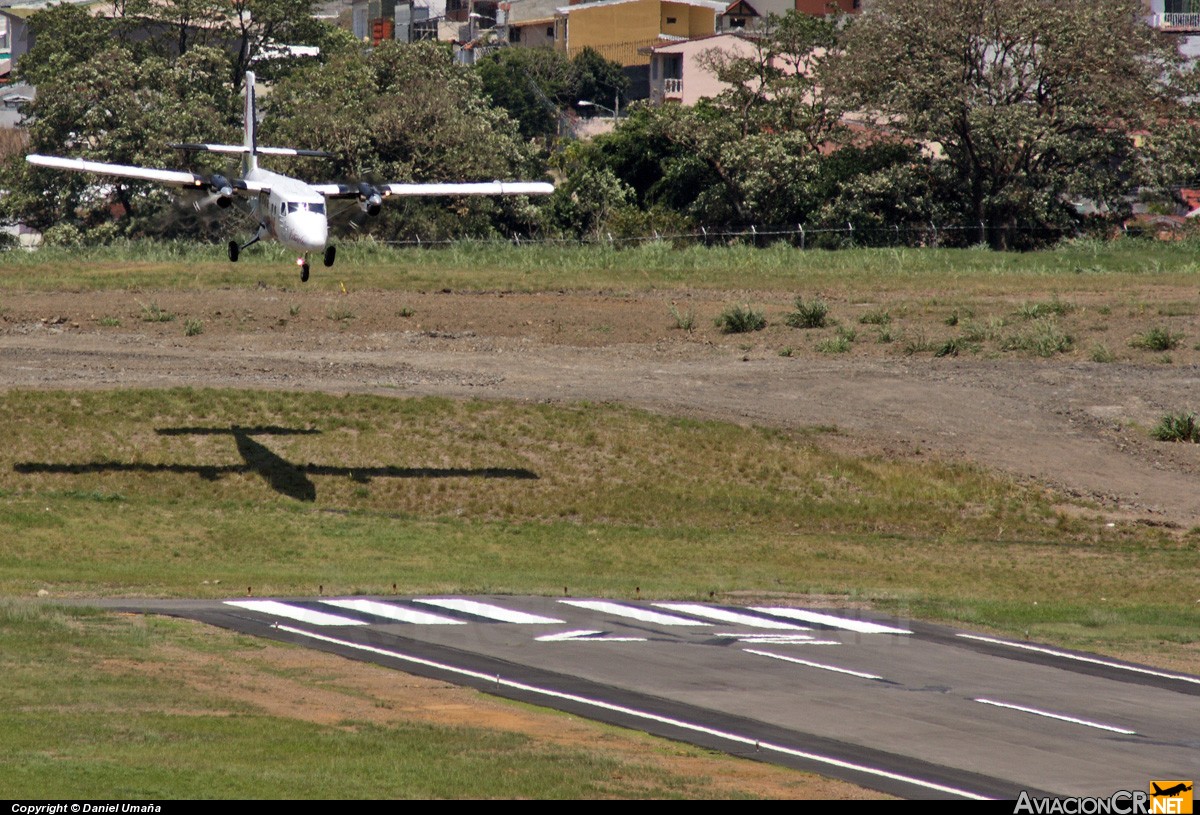 TI-AZV - De Havilland Canada DHC-6-300 Twin Otter - Nature Air