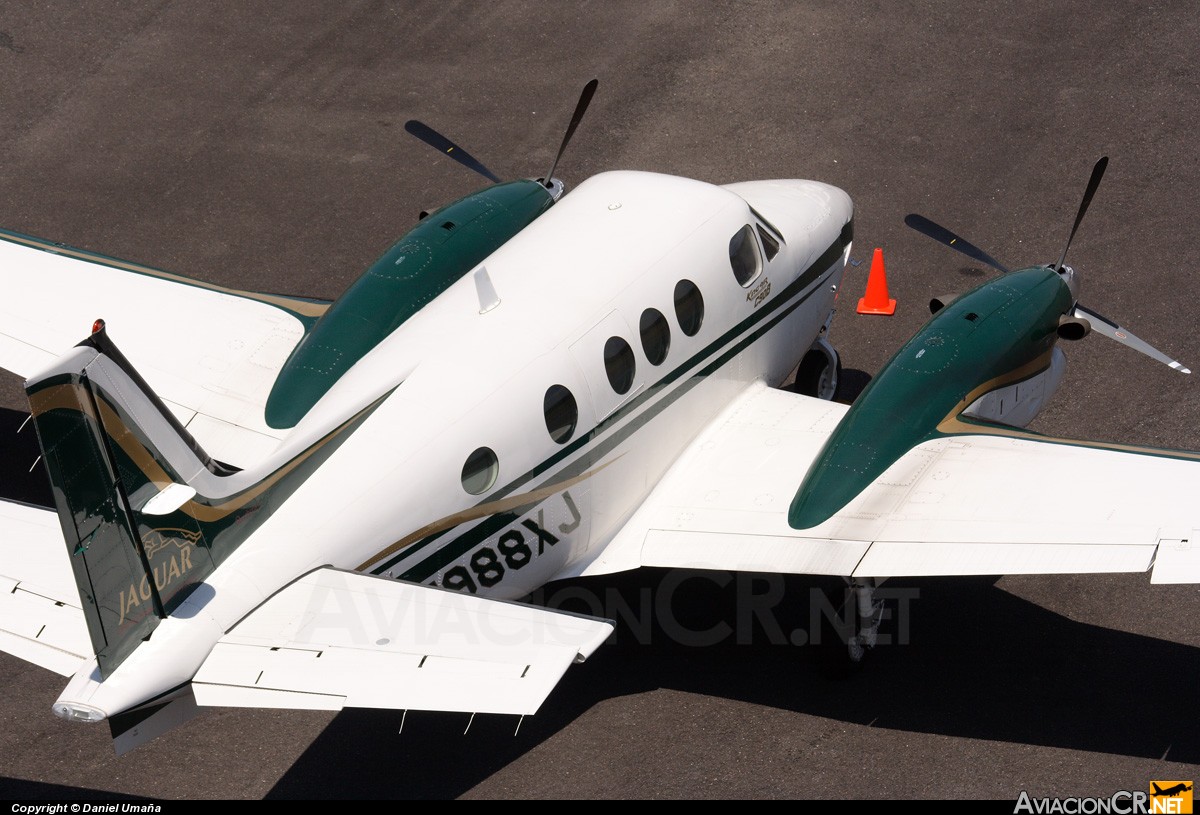 N988XJ - Beechcraft C90A King Air - Privado
