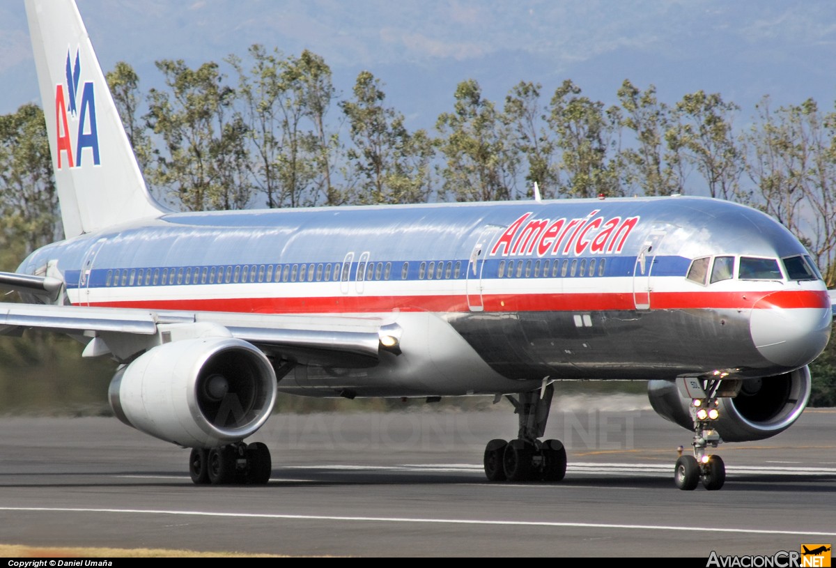N693AA - Boeing 757-223 - American Airlines
