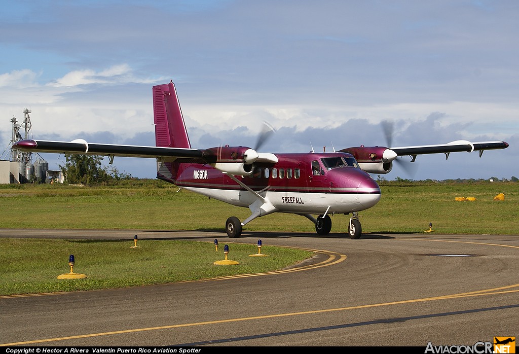 N166DH - De Havilland Canada DHC-6-100 Twin Otter - Freefall Express