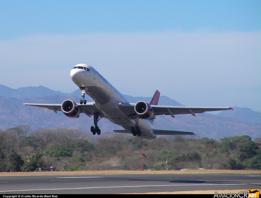 N678DL - Boeing 757-232 - Delta Air Lines