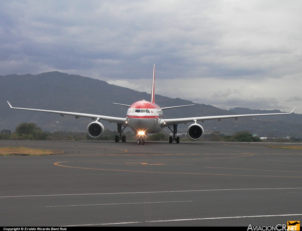 D-ALPE - Airbus A330-203 - LTU - Lufttransport-Unternehmen