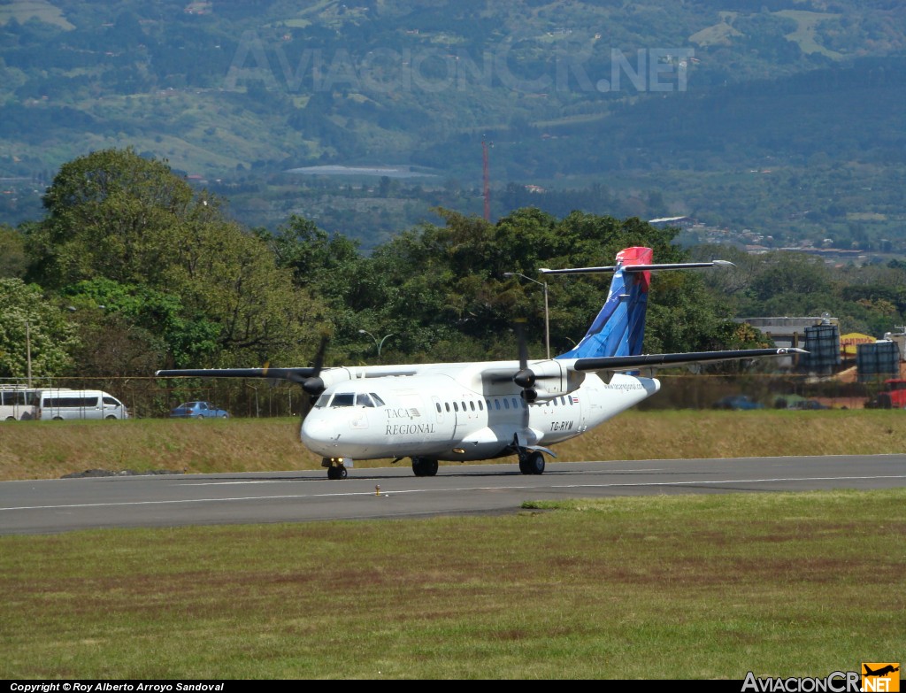 TG-RYM - Aerospatiale ATR-42-300 - TACA