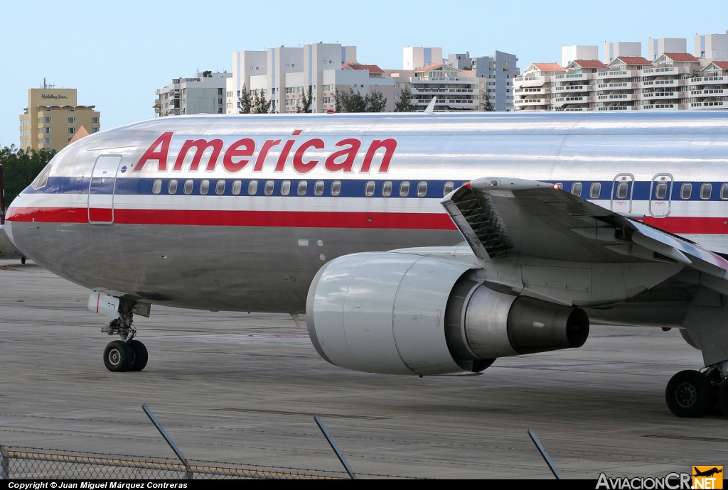 N371AA - Boeing 767-323/ER - American Airlines