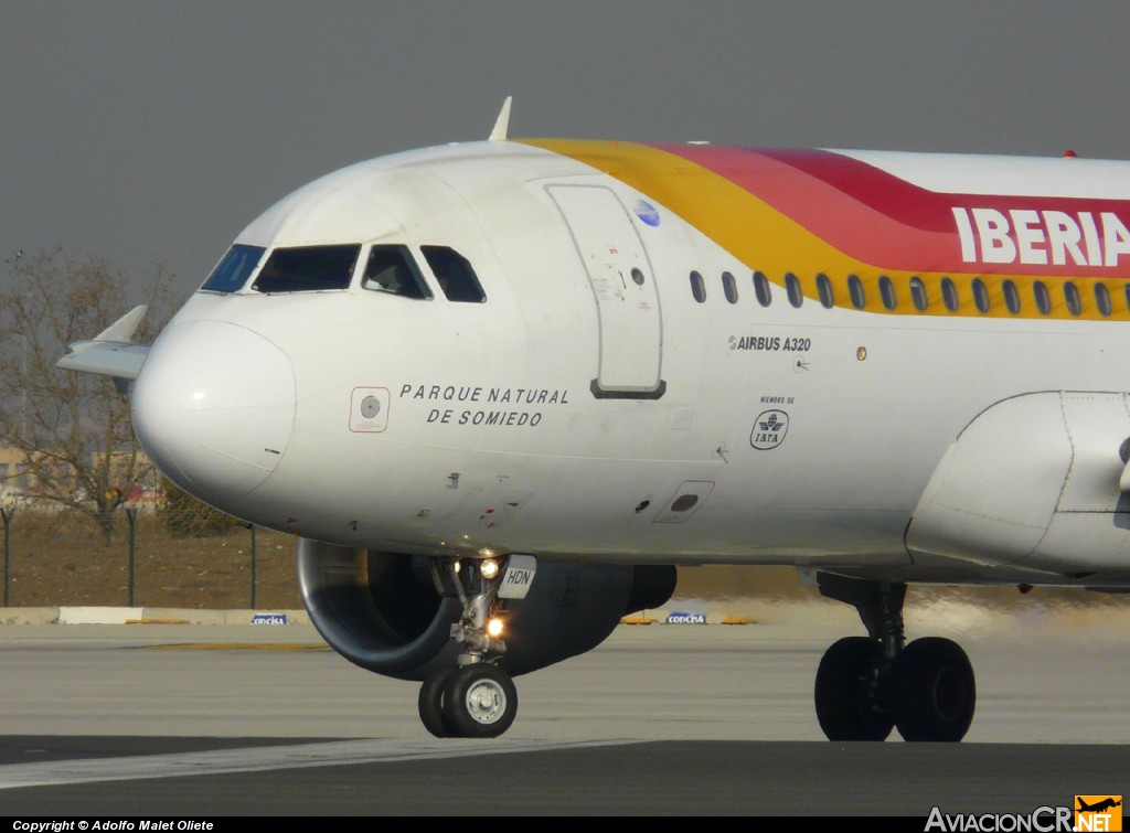 EC-HDN - Airbus A320-214 - Iberia