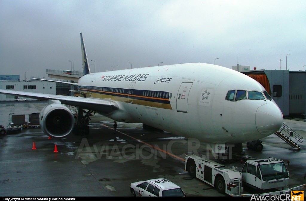 DESCONOSID - Boeing 777-212/ER - Singapore Airlines