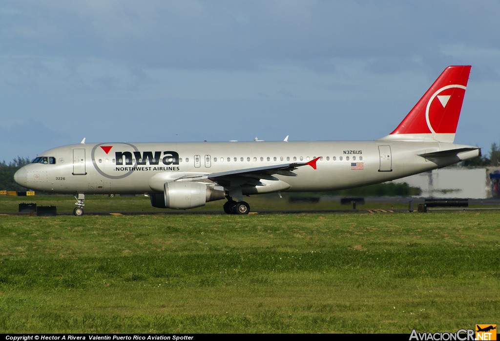 N326US - Airbus A320-211 - Northwest Airlines