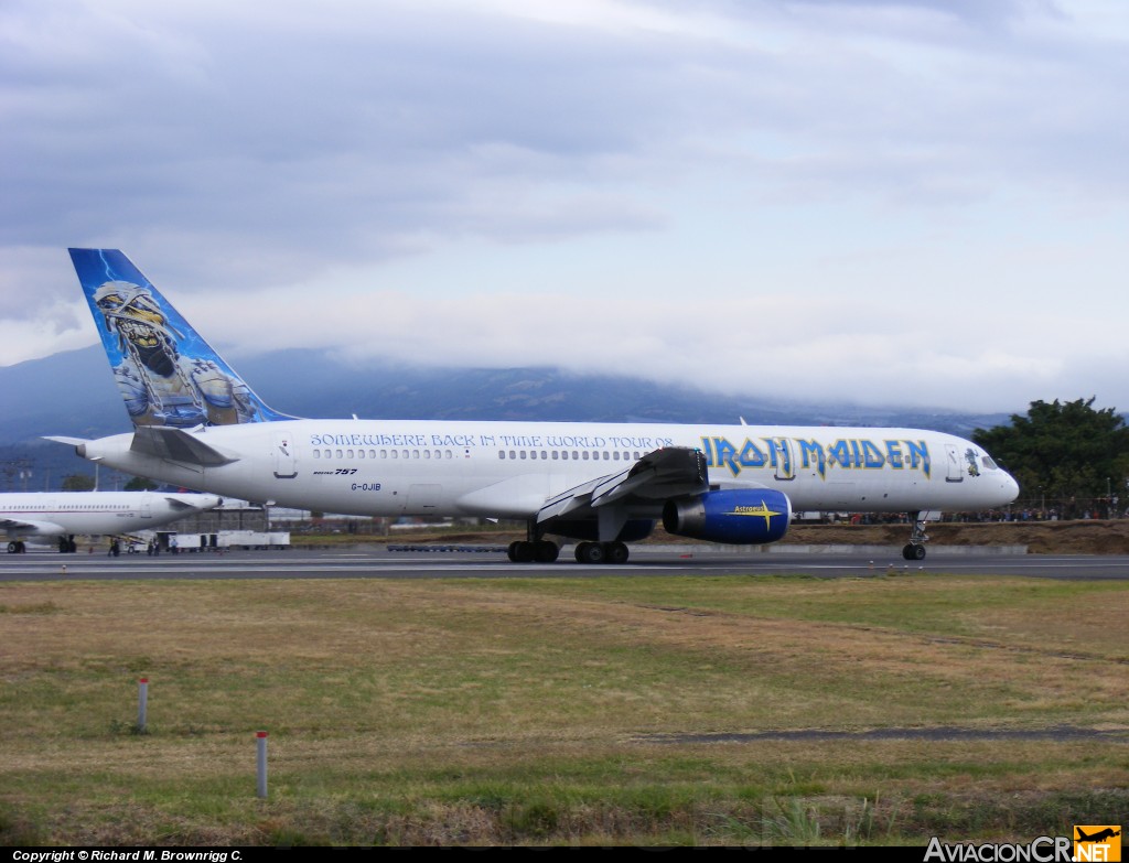 G-OJIB - Boeing 757-23A - Astraeus