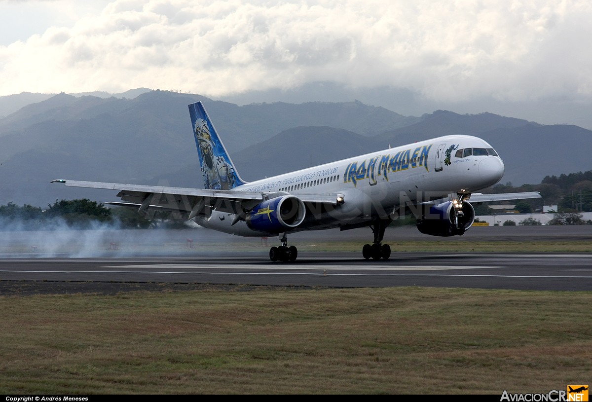 G-OJIB - Boeing 757-23A - Astraeus