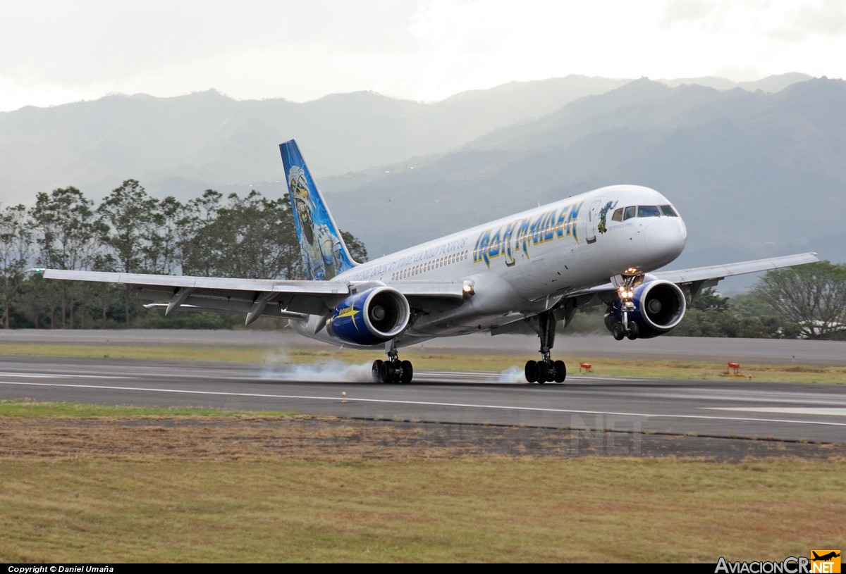 G-OJIB - Boeing 757-23A - Astraeus