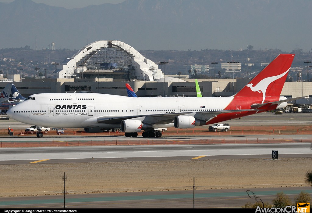 VH-OEC - Boeing 747-4H6 - Qantas