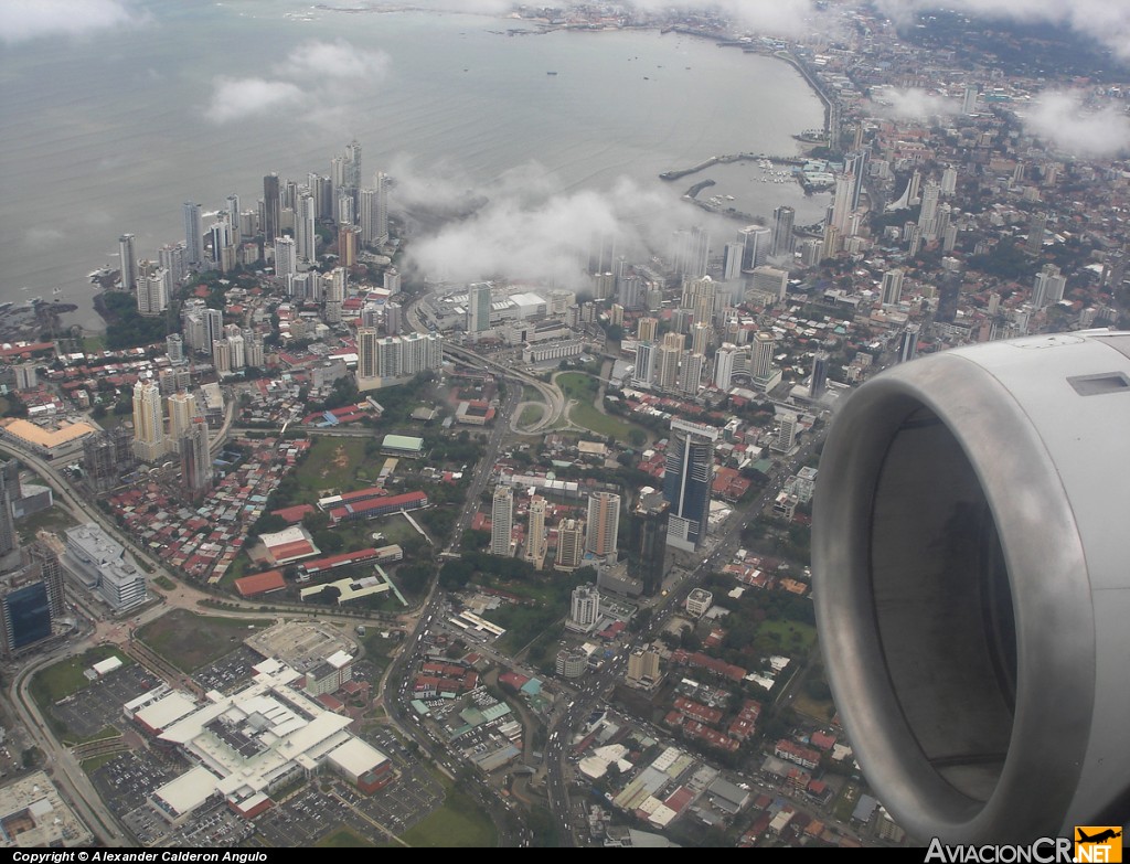 N472TA - Airbus A319-132 - TACA Perú