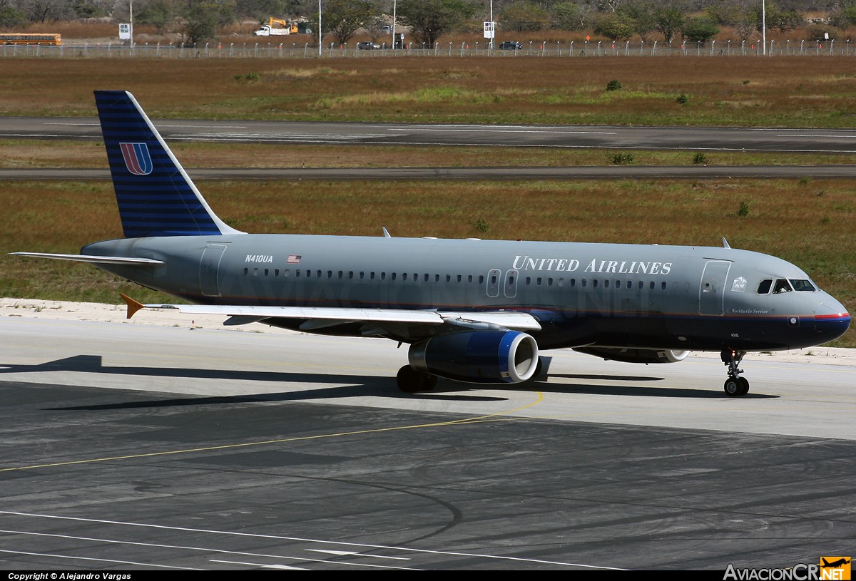 N410UA - Airbus A320-212 - United Airlines