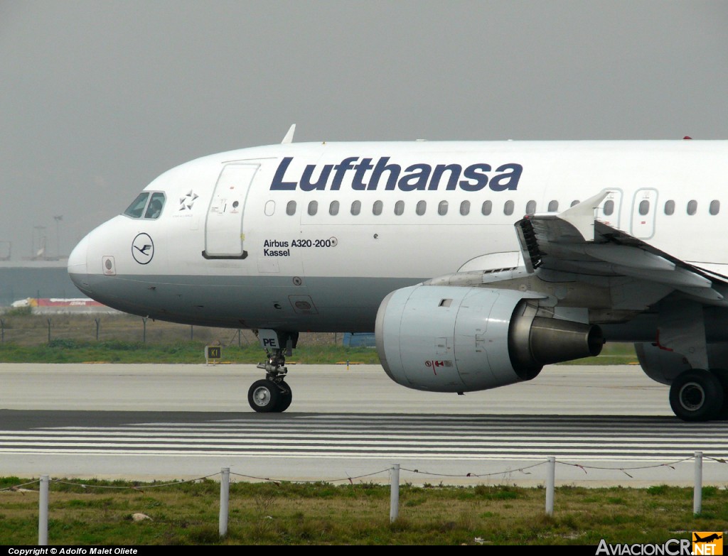 D-AIPE - Airbus A320-211 - Lufthansa