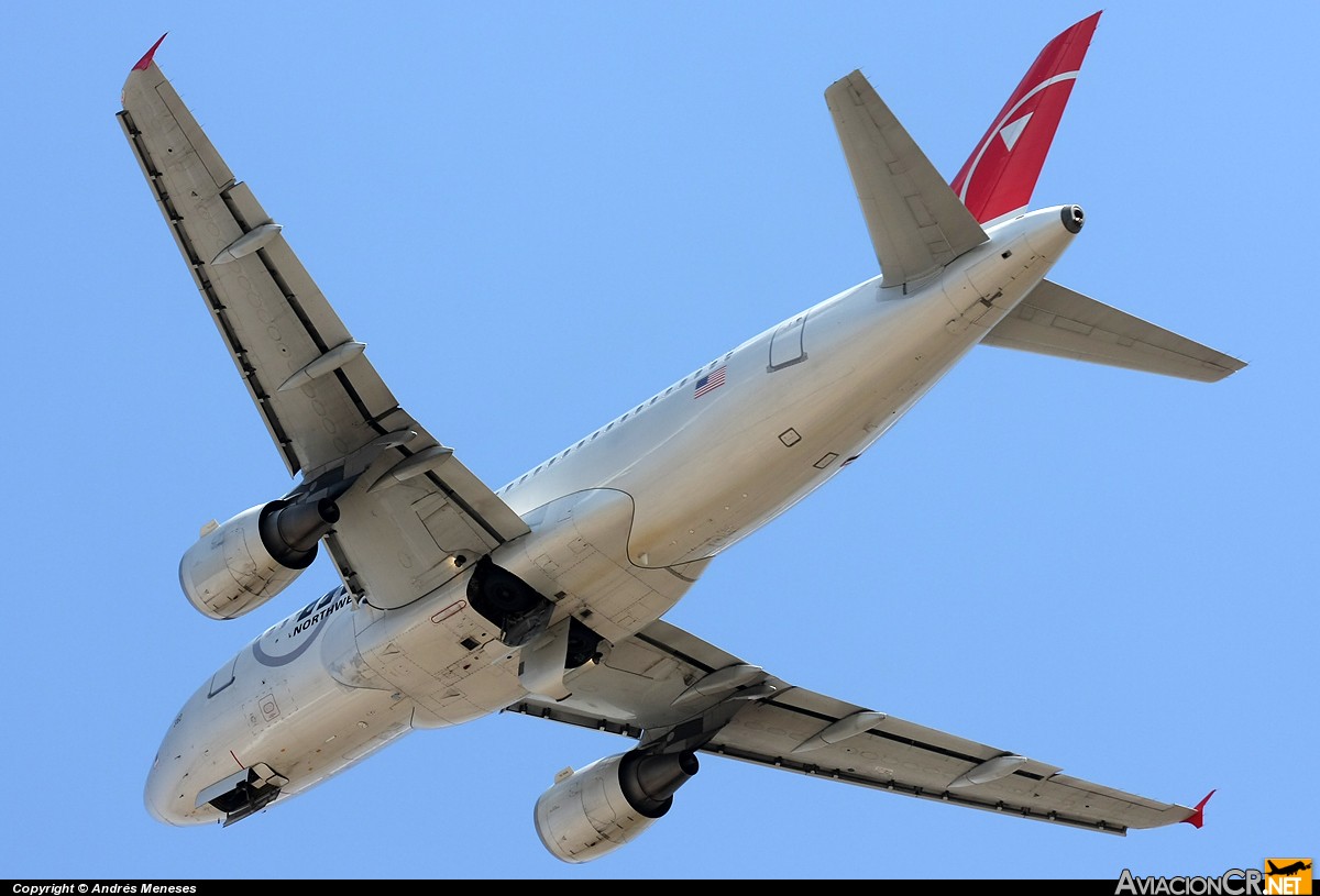 N359NW - Airbus A320-212 - Northwest Airlines